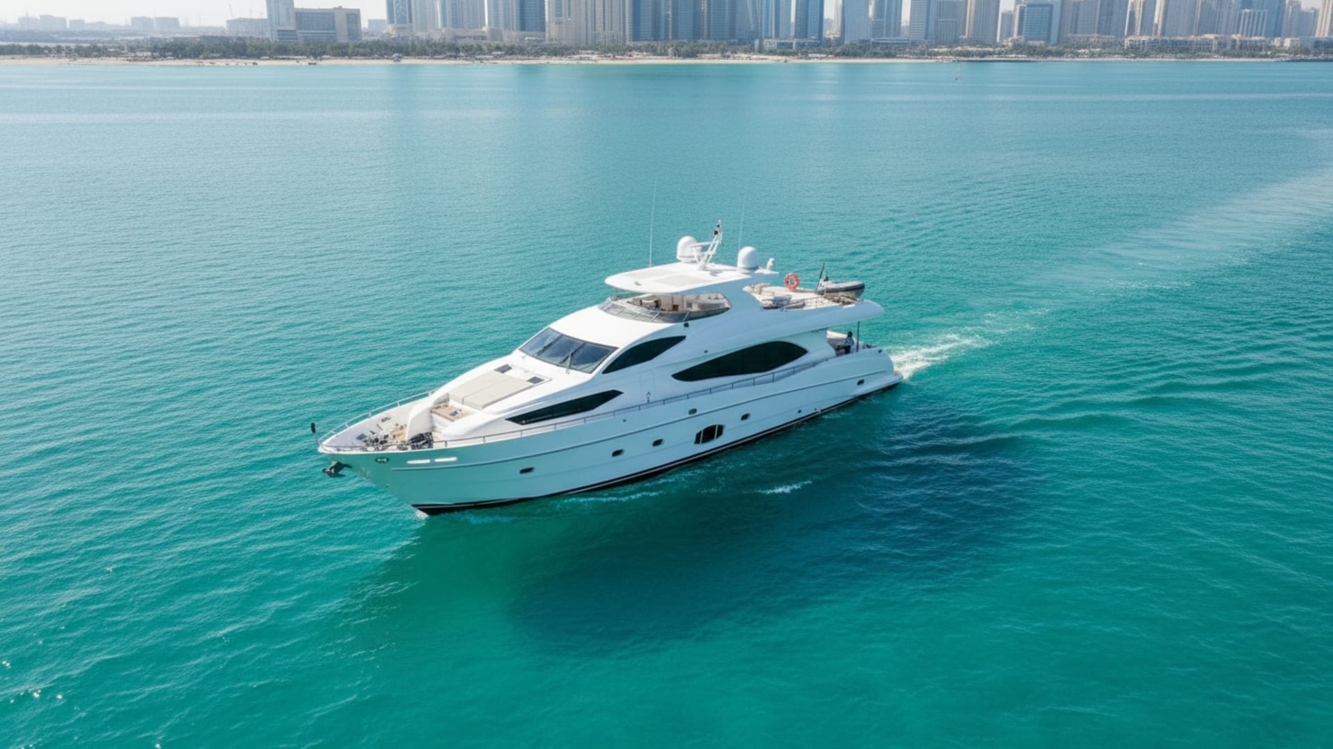 Vue aérienne de Majesty Black Diamond 101 ft à la Marina de Dubaï