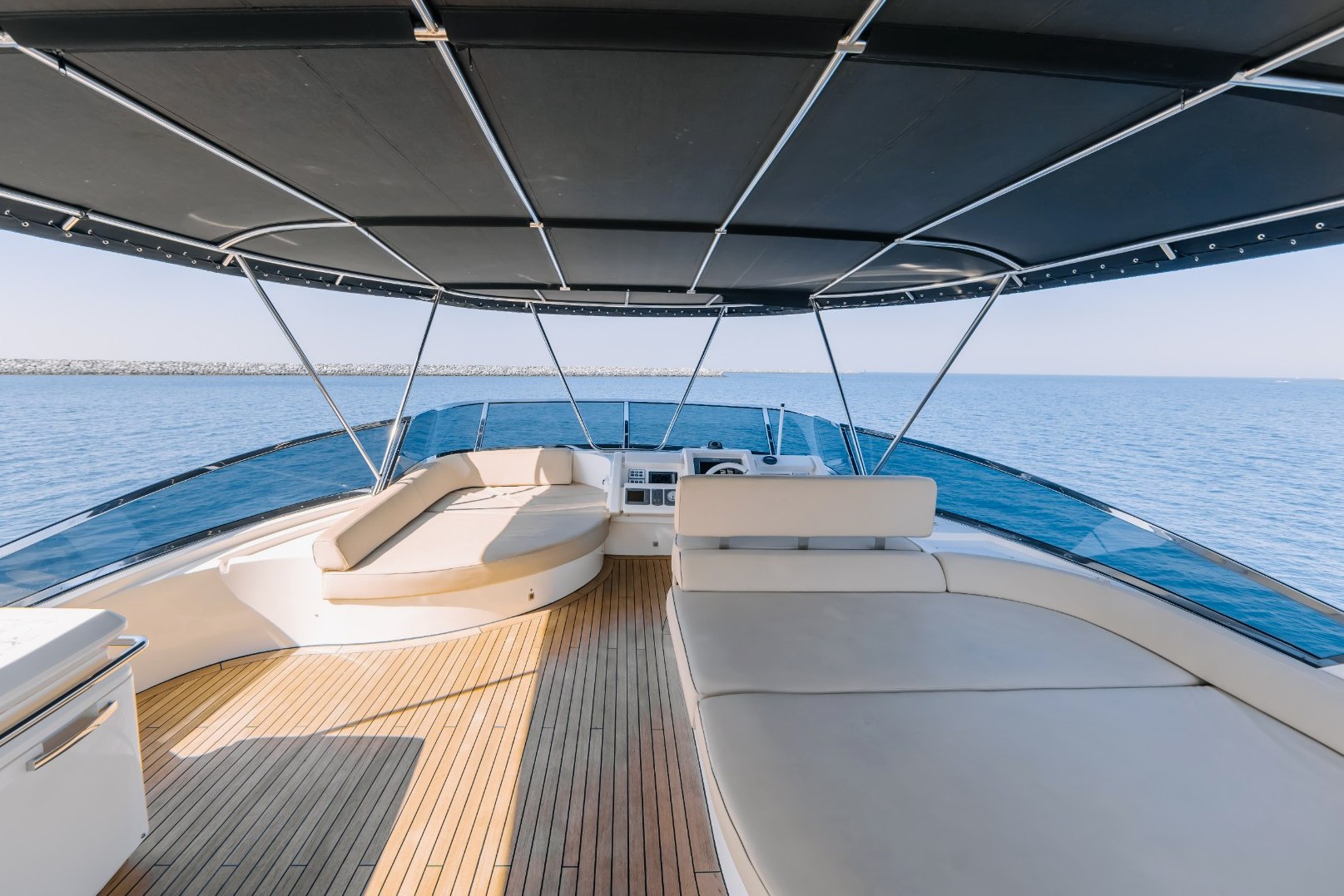 Azimut Viktoria, photo 5