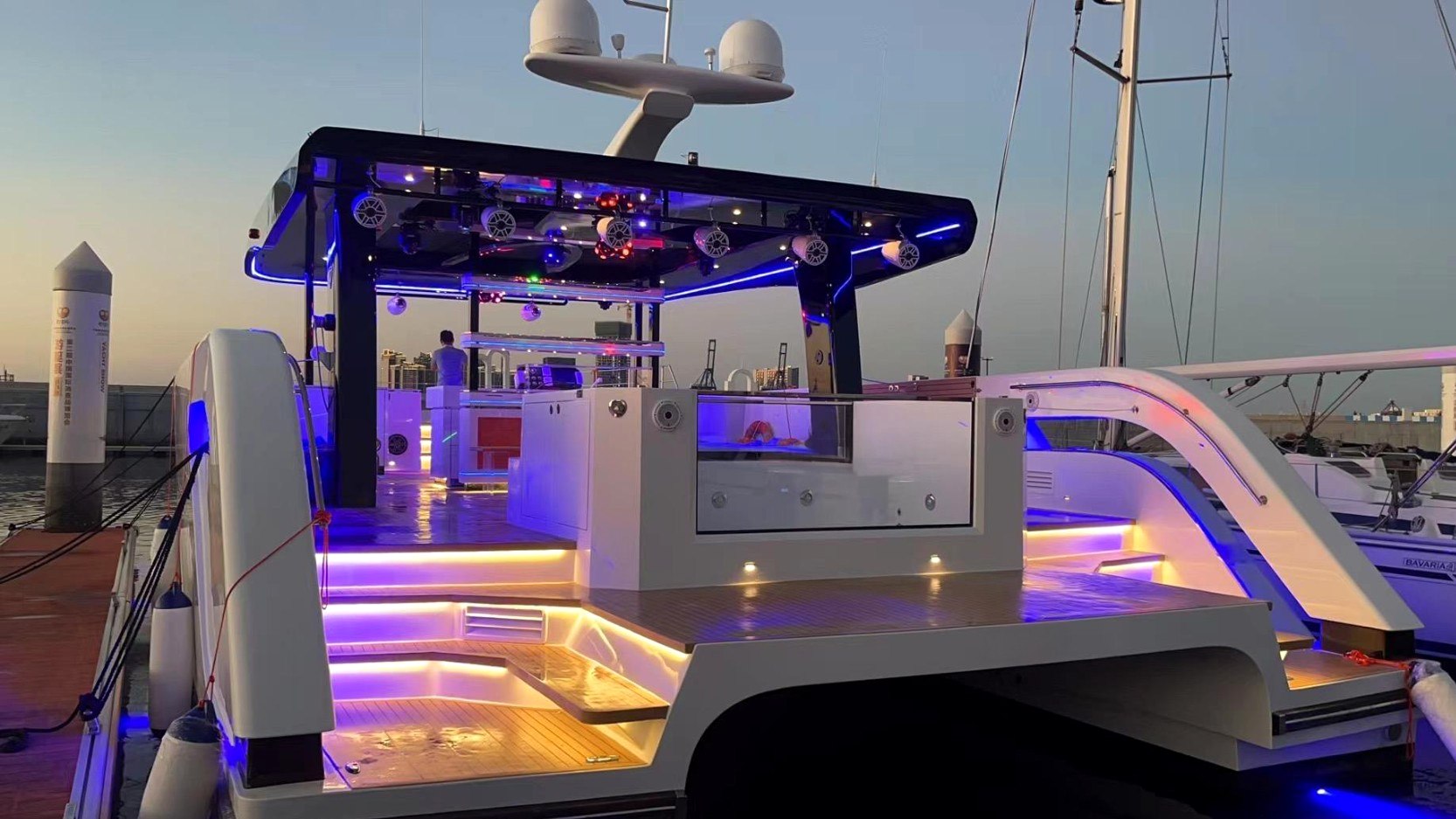 Catamaran Ozone, photo 14
