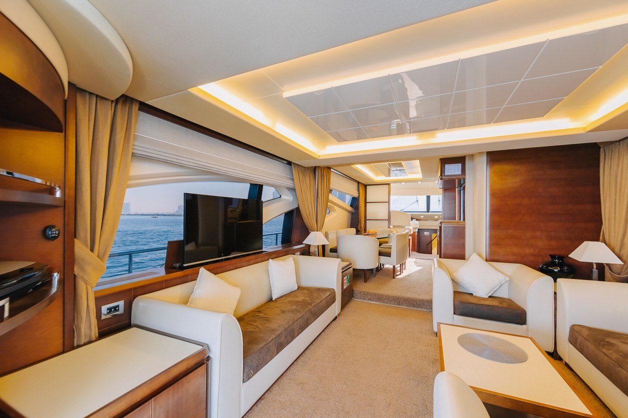 Azimut Viktoria, photo 11