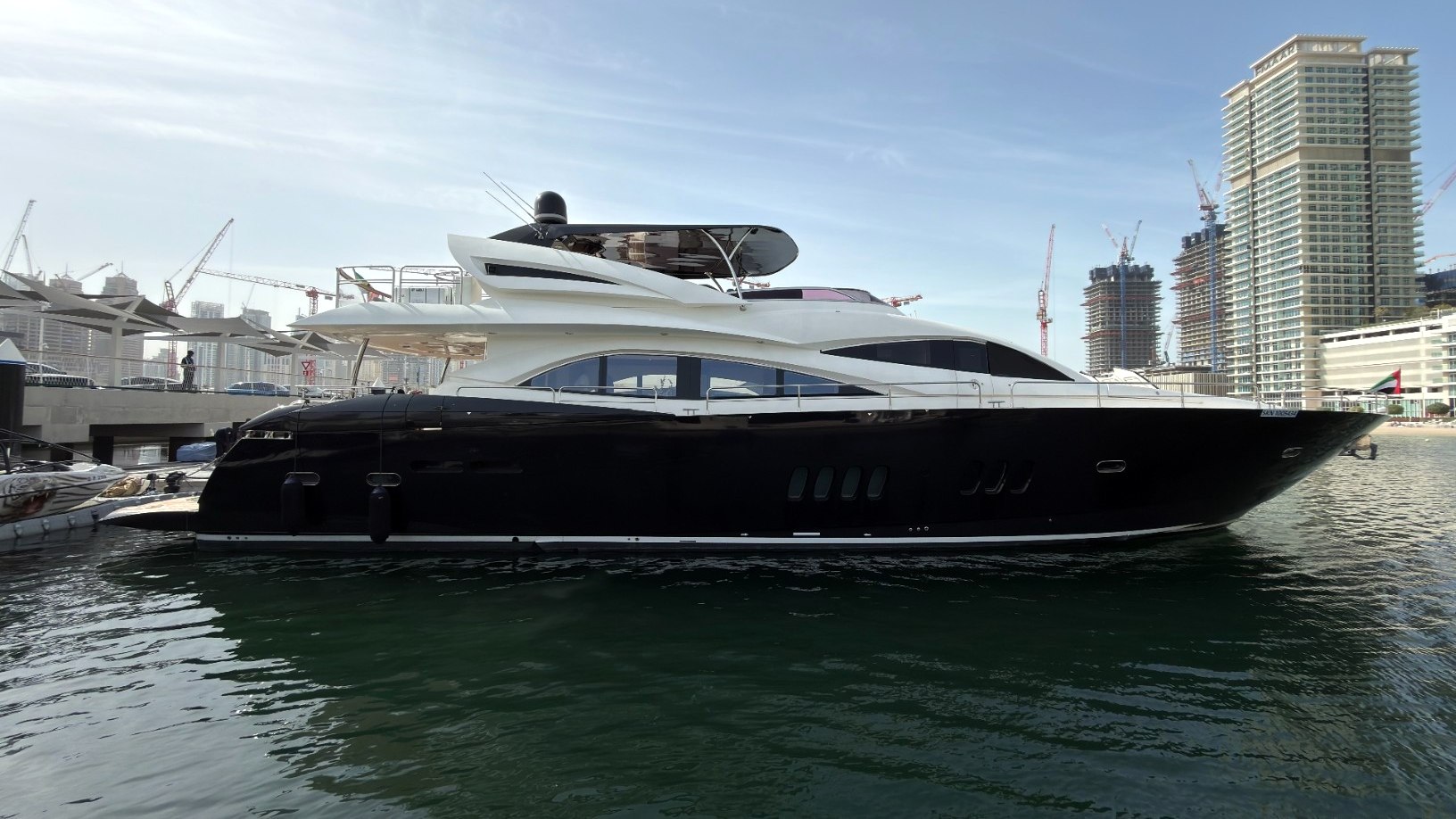 90 ft Sunseeker Aarna