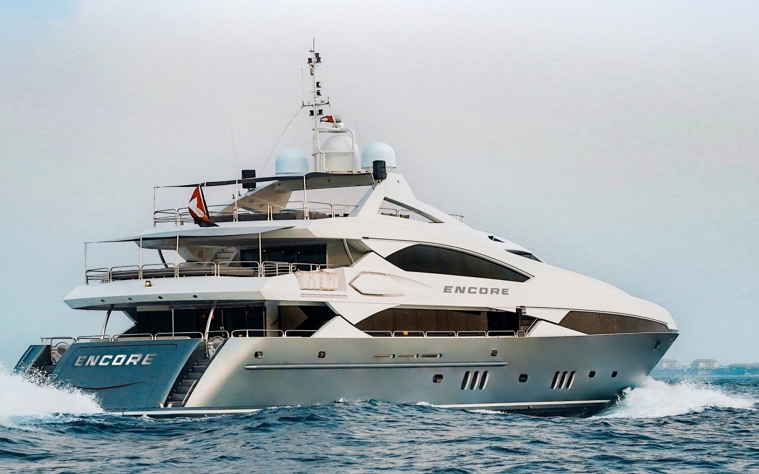 131 ft Sunseeker Encore