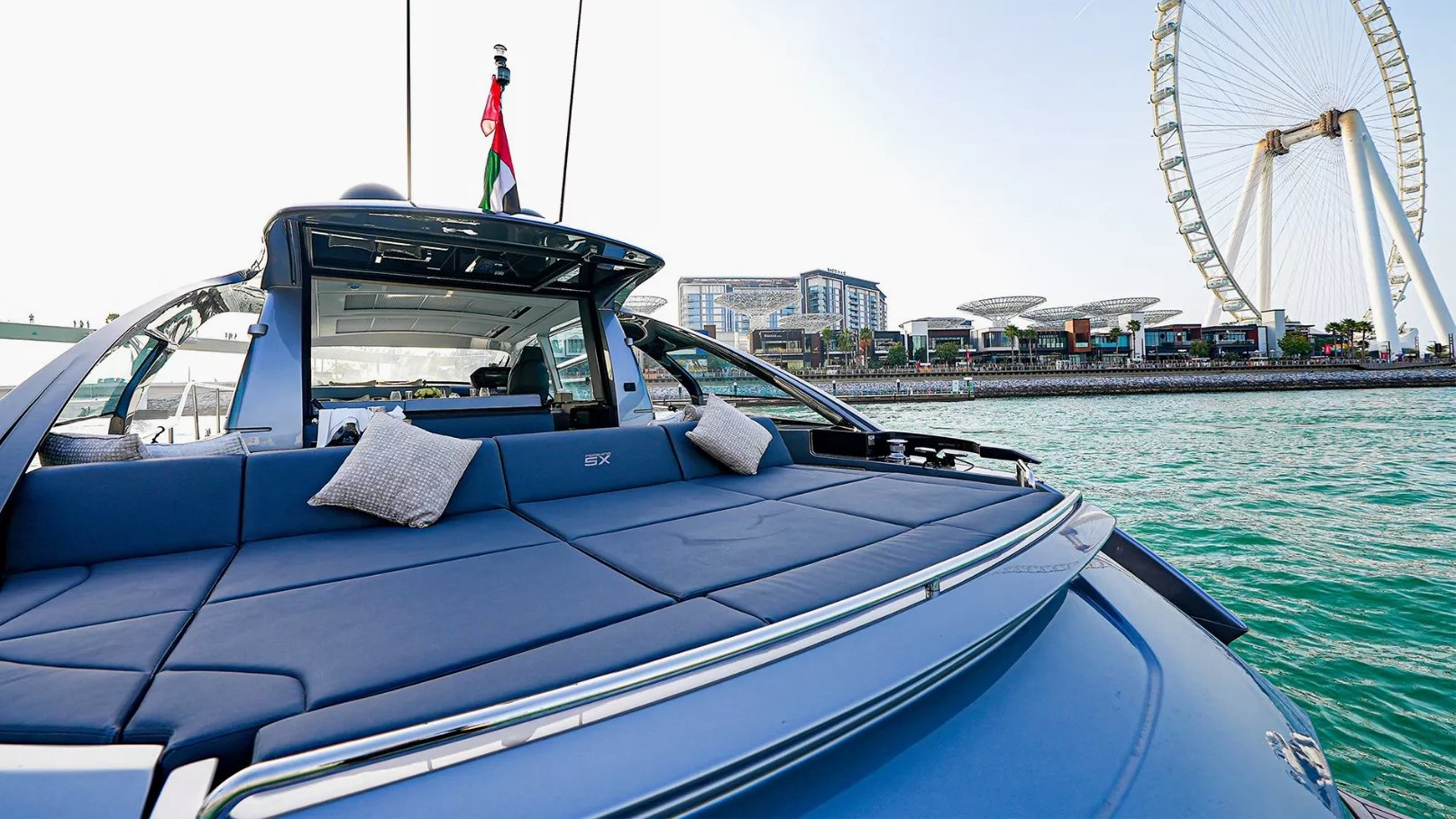 Pershing 5X Shark Grey, photo 11