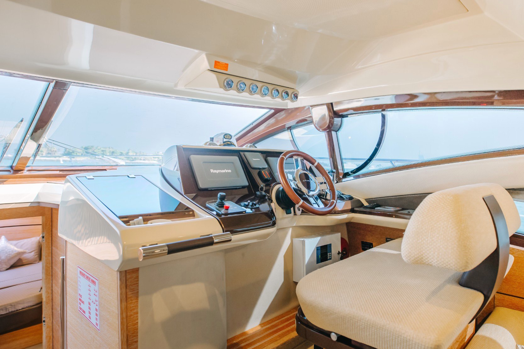 Azimut No Regrets, photo 8