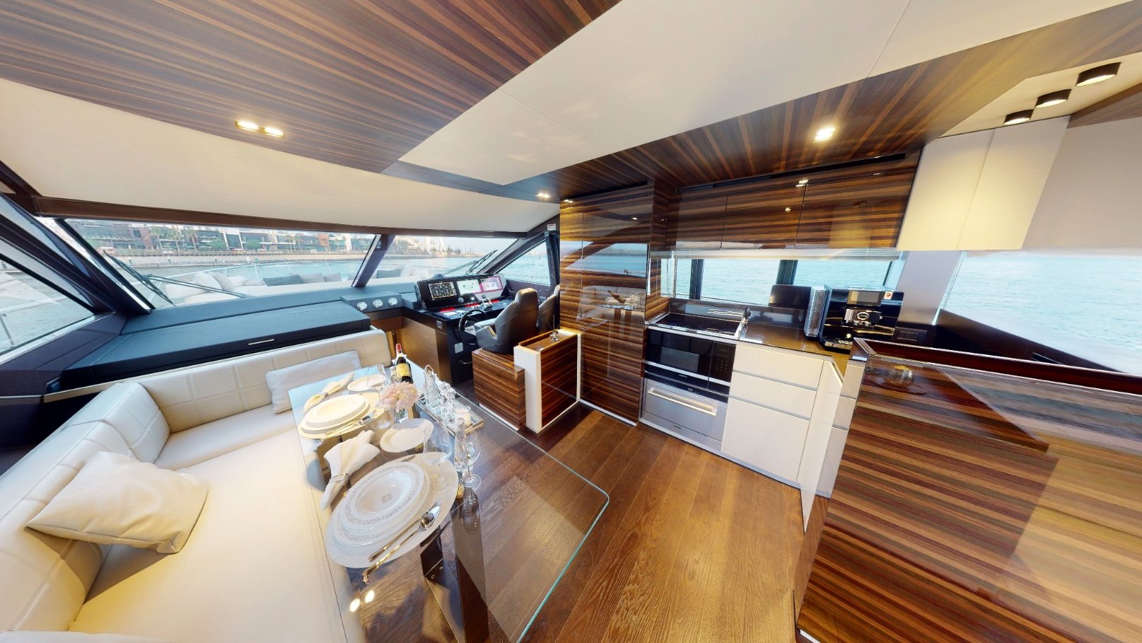 Ferretti 67 ft, photo 15
