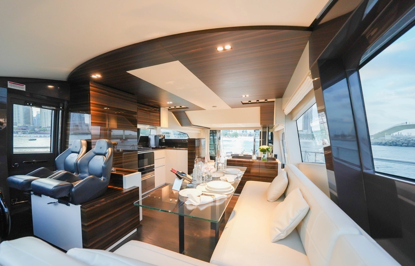 Ferretti 67 ft, photo 3