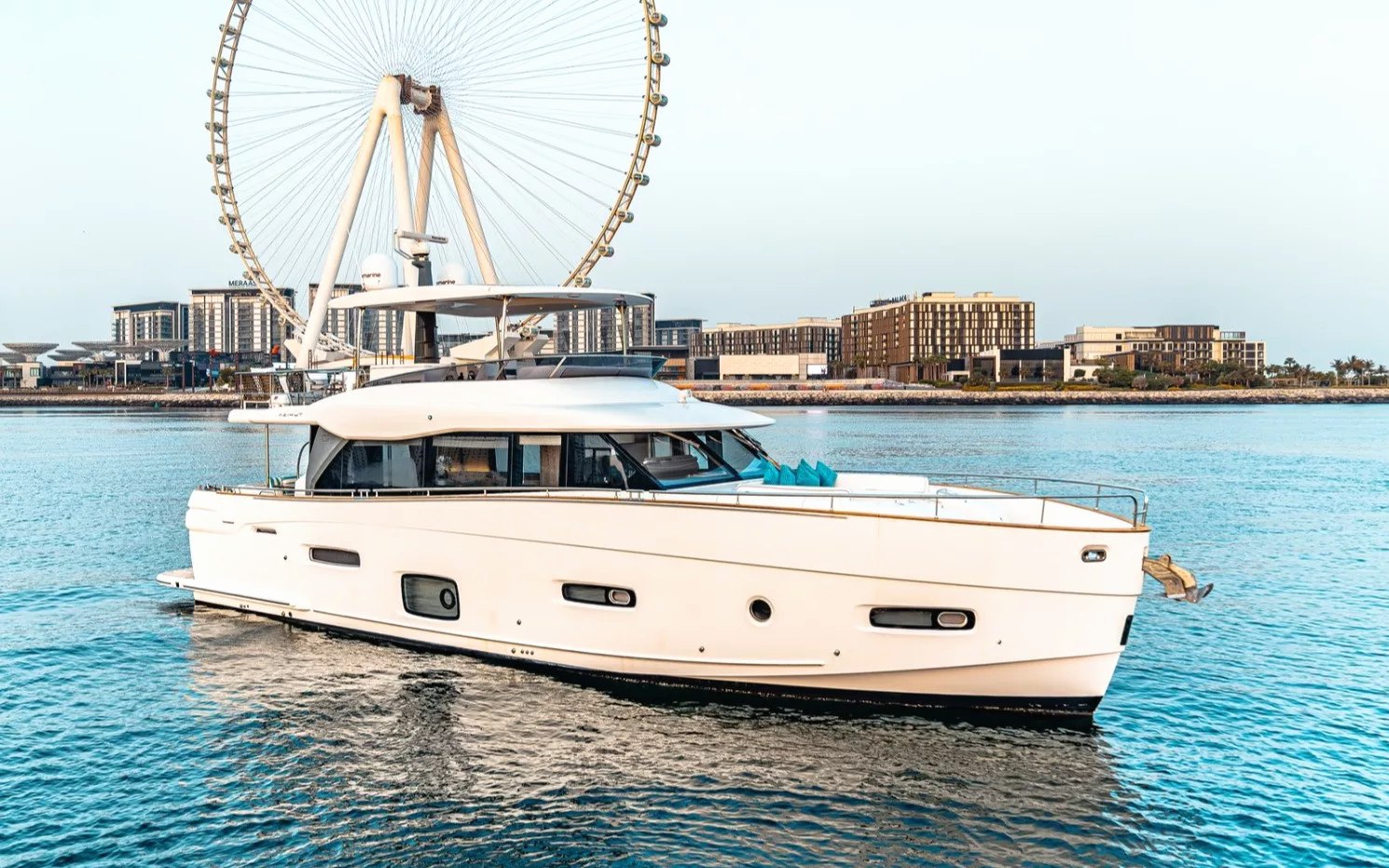 66 ft Azimut Magellano 66 ft