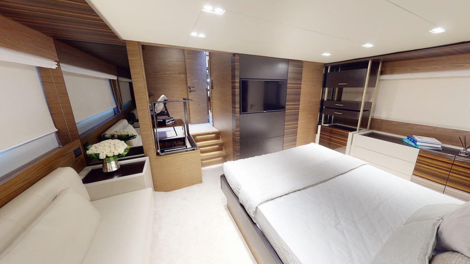 Ferretti 67 ft, photo 9