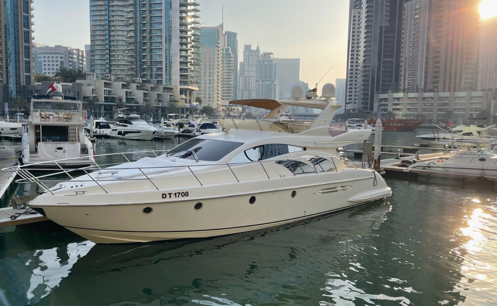 Azimut Grand Crew, photo 2