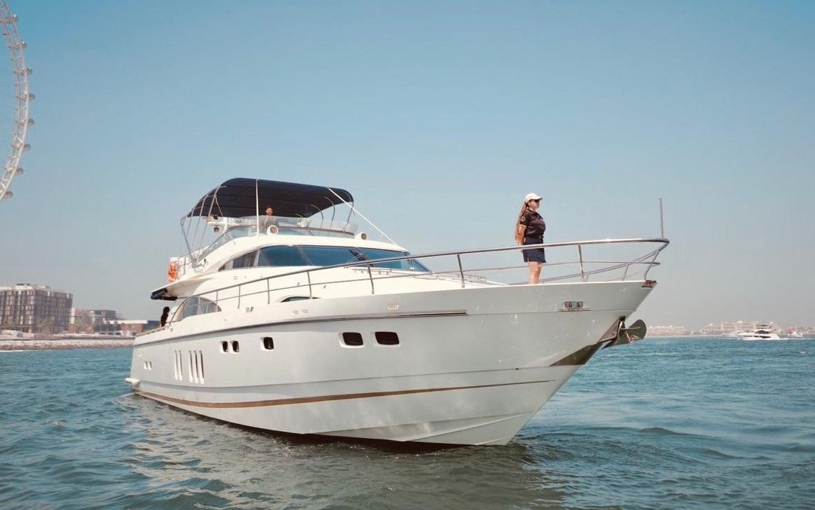 80 ft Fairline Liberty