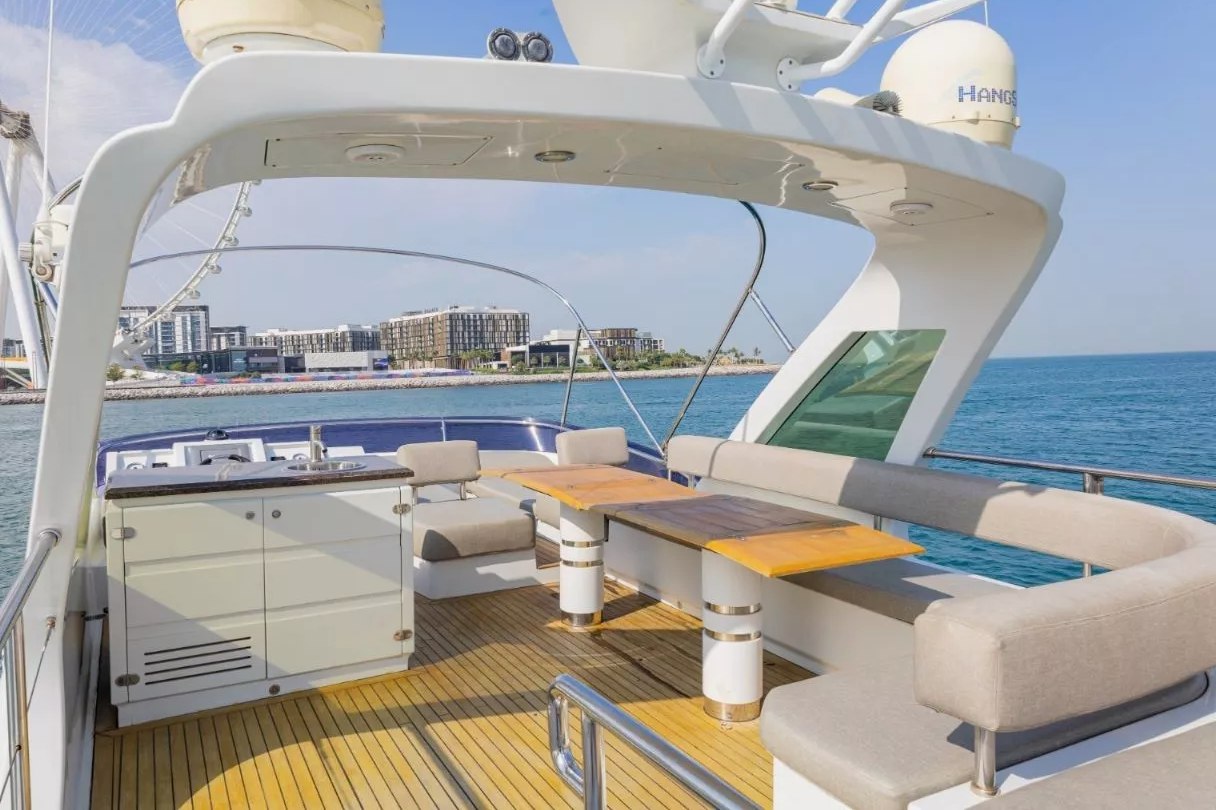 Azimut Lana, photo 8